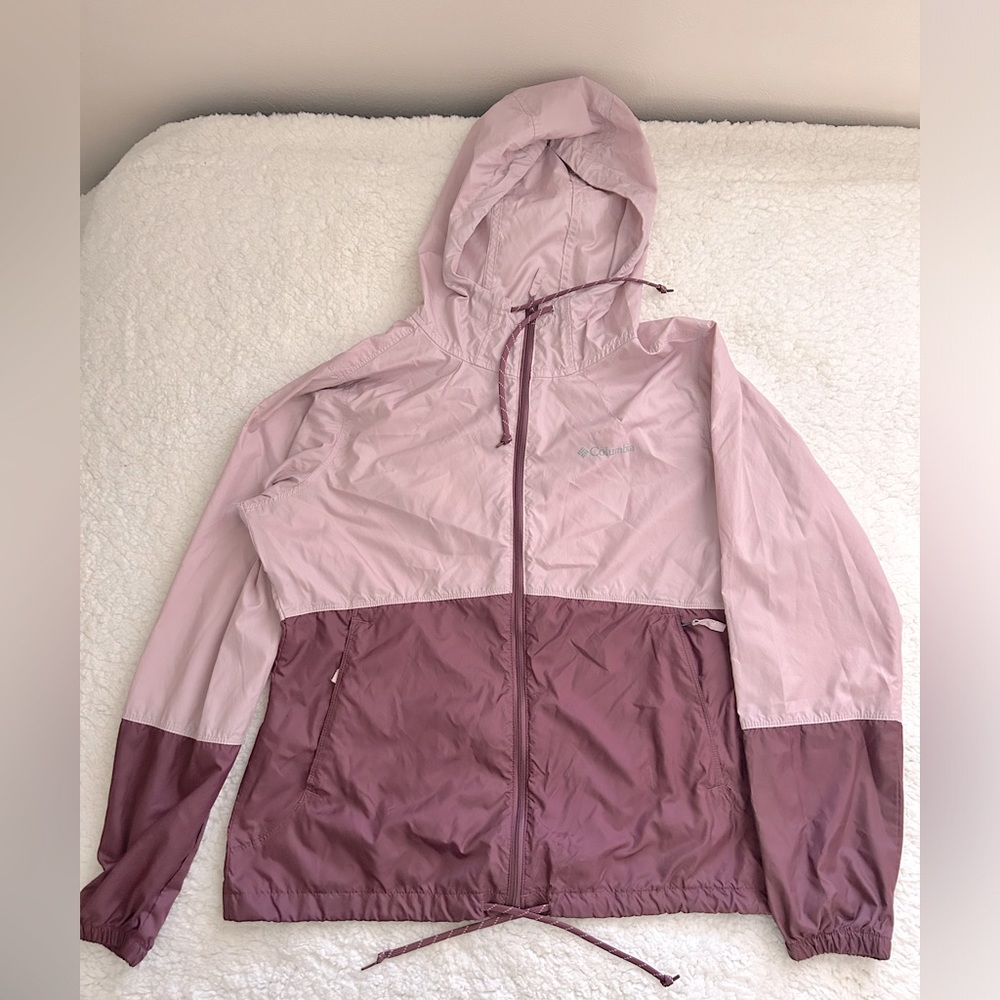 WOMEN’S COLUMBIA TWO-TONE WINDBREAKER